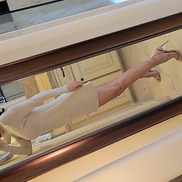 H&M Divided Delicate Knit Crewneck Long-sleeved Dress, Sz 6 - Picture 10 of 16